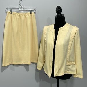 Pablo Collection size 12 petite vintage 1970s skirt suit yellow skirt jacket